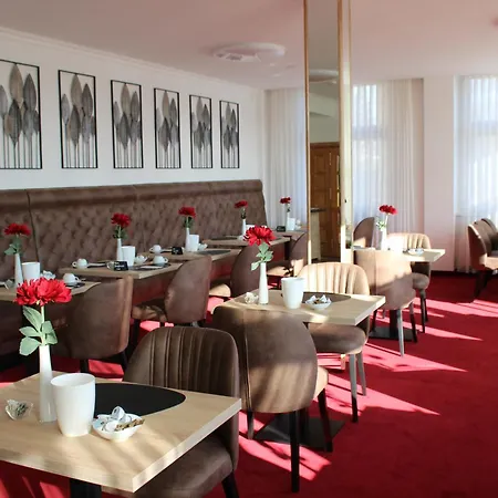 Flora-apart-residenz 호텔 4*