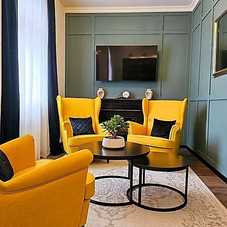 Flora-apart-residenz Hotel 4*